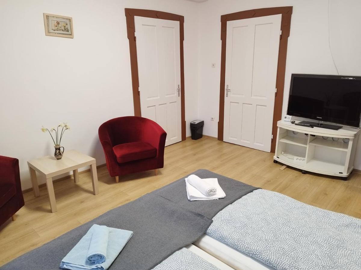 Tartós Szegfű Vendégház, Magánszállás Tazlar Exterior foto