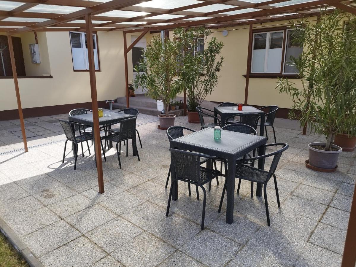 Tartós Szegfű Vendégház, Magánszállás Tazlar Exterior foto